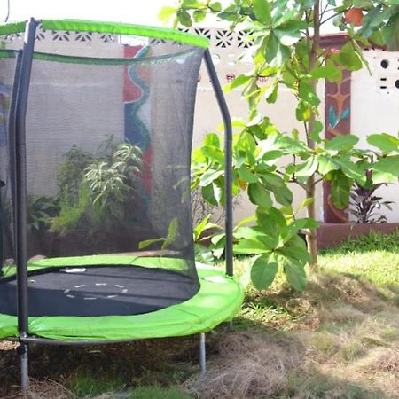 Fully Aircondition 3Bed Villa- A C- Wifi- Hotwater フリータウン エクステリア 写真
